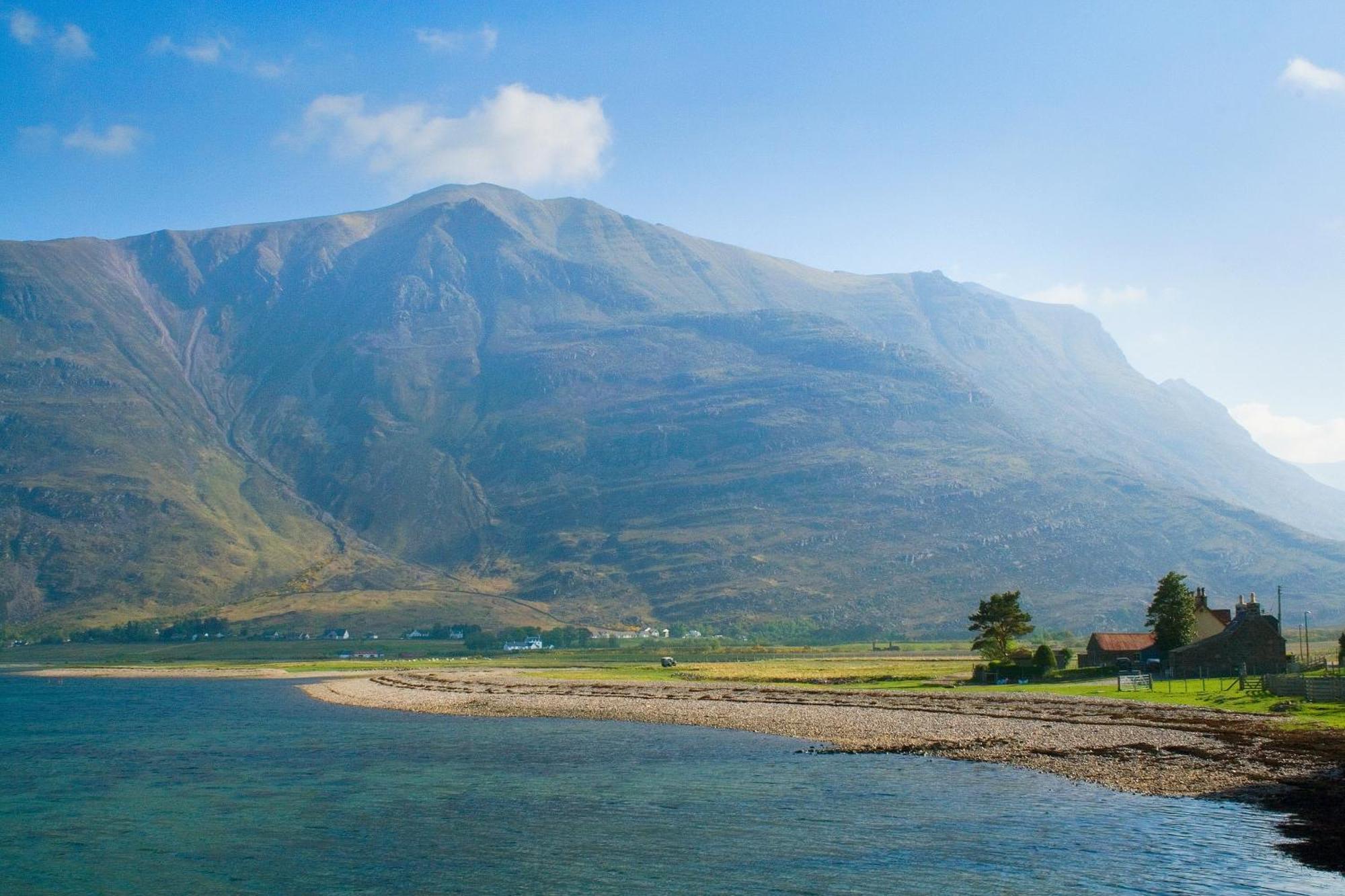 Torridon Youth Hostel エクステリア 写真